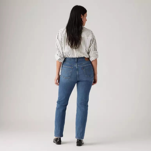 Levi's 501 Original Straight Jeans - Picture 5 of 8